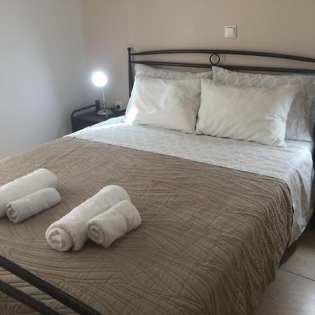 Open Concept 1 Bedroom Apartment 纳夫普利翁 外观 照片