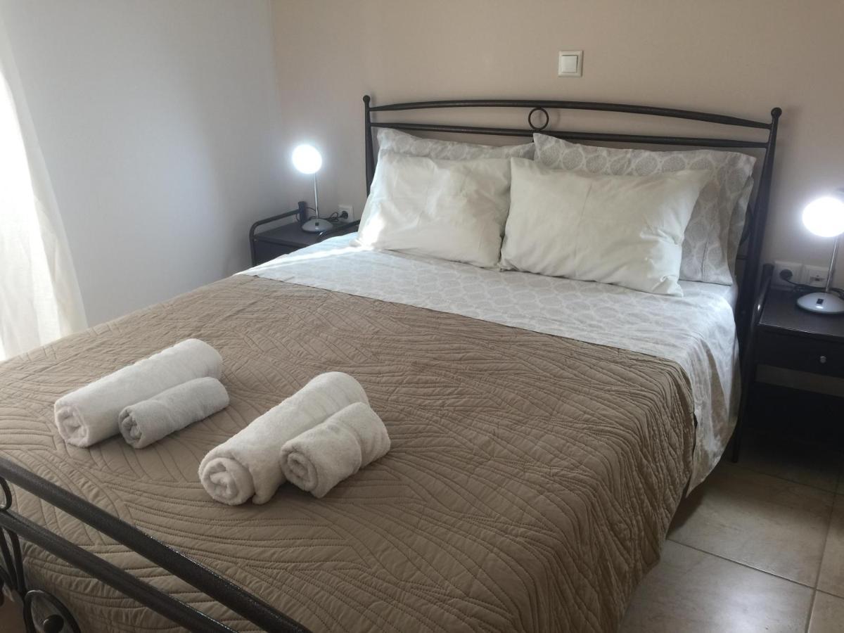 Open Concept 1 Bedroom Apartment 纳夫普利翁 外观 照片
