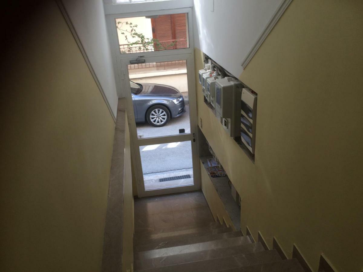 Open Concept 1 Bedroom Apartment 纳夫普利翁 外观 照片